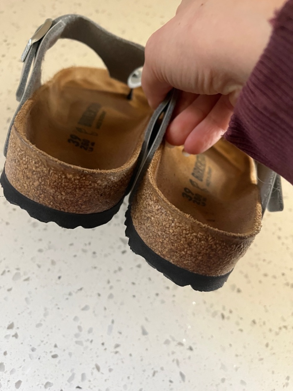 Birkenstock Silver Metallic T-Strap Thong Sandals 39 gizeh - Picture 6 of 6